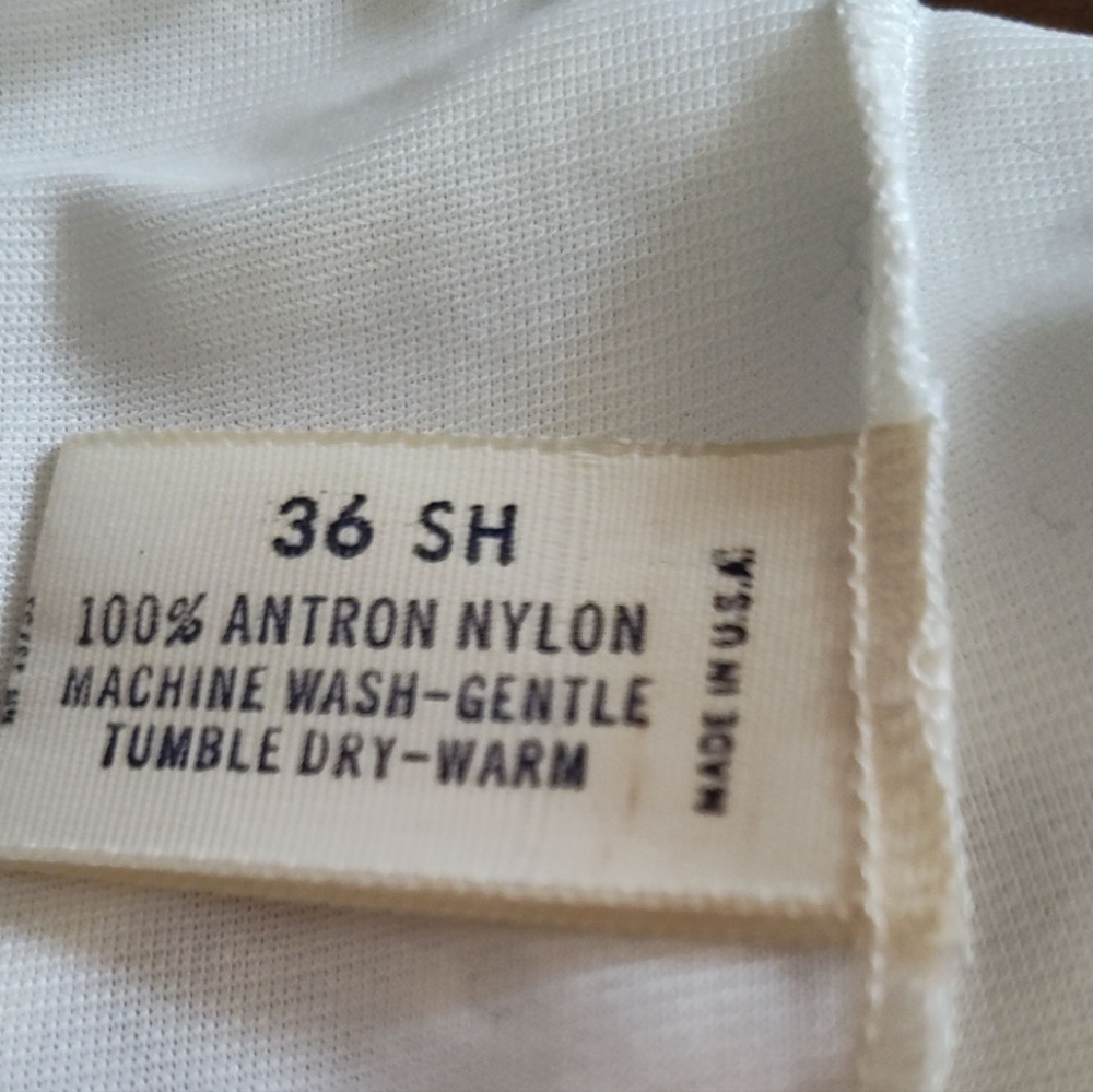 Vintage Beautiful Feminine White Lace Slip Size 36 SH Petite - Picture 5 of 5